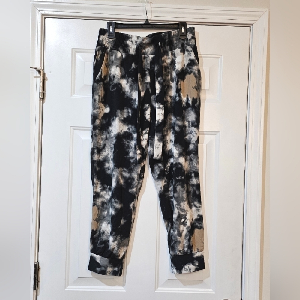 ONE by Chapter One TYE dye jogger pants size medium